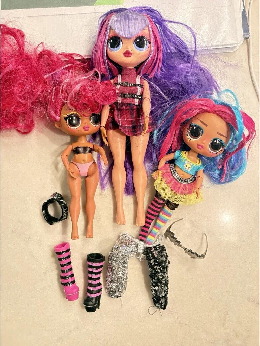 LOL Surprise OMG Shadow Winter Disco Fashion Purple Hair W/ Outfit And More
